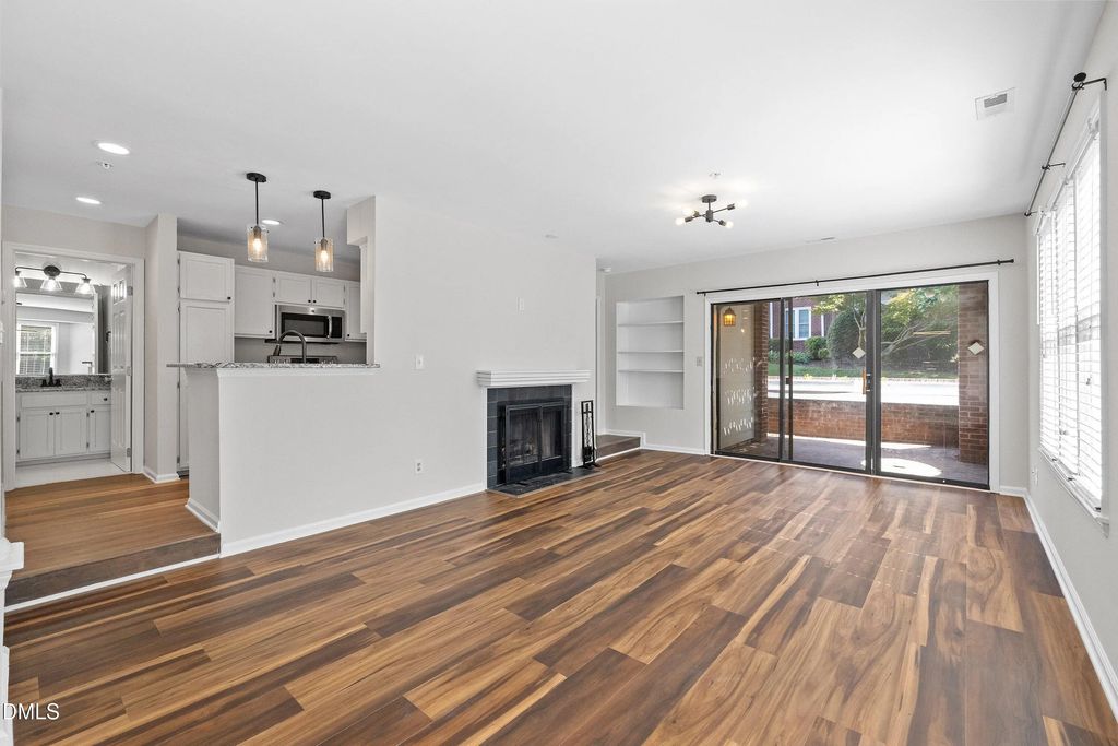 1021 Brighthurst Drive 103, Raleigh
