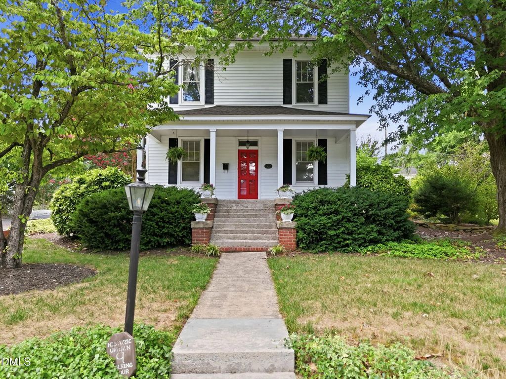 211 Barnette  Avenue, Roxboro