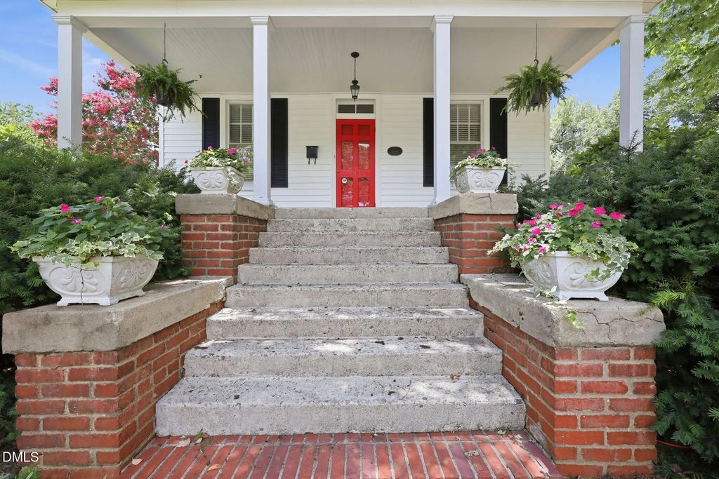 211 Barnette  Avenue, Roxboro