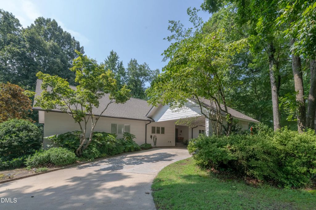 1015 Cardinal Drive Nw, Wilson