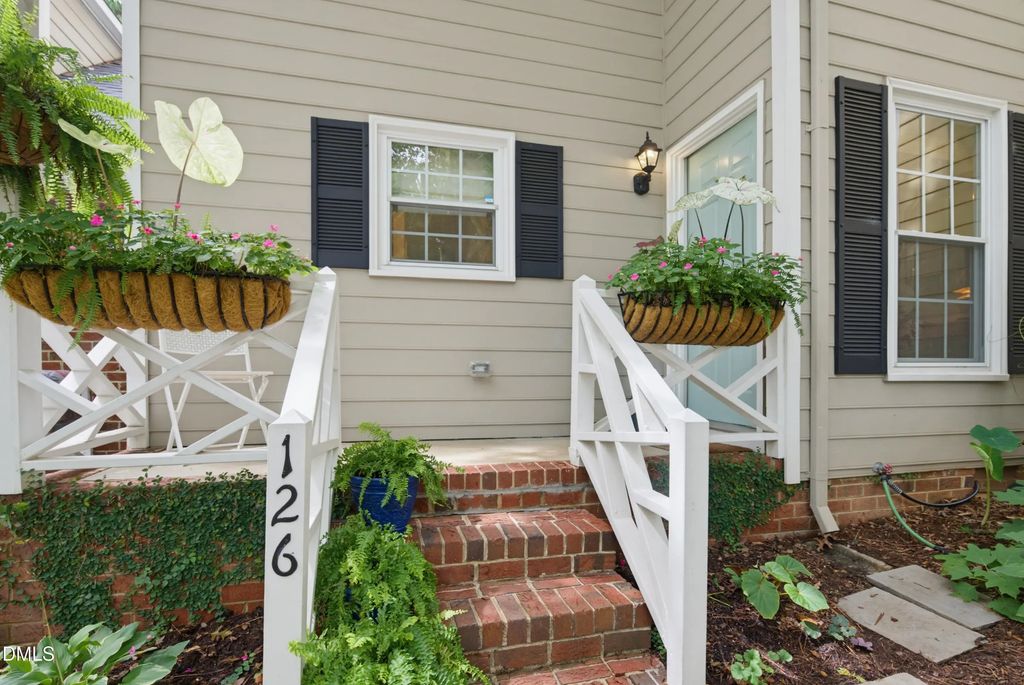 126 Wythe Circle, Raleigh