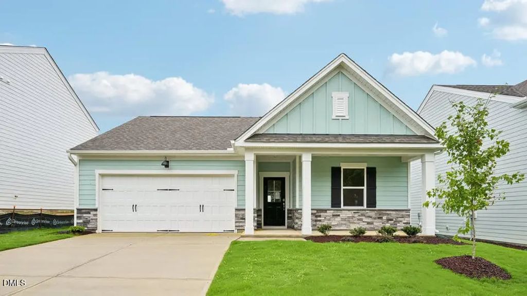 717 Sparkling Pear Drive, Willow Springs