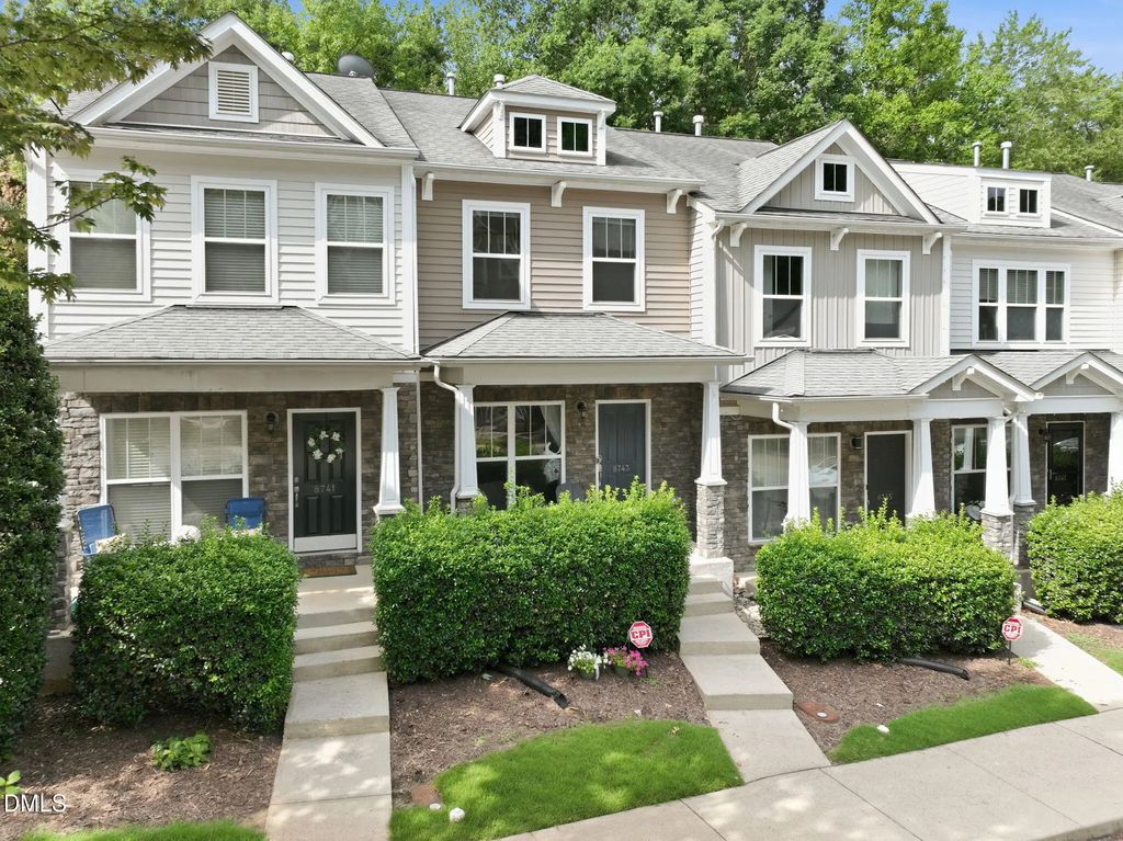 8743 Cypress Grove Run, Raleigh