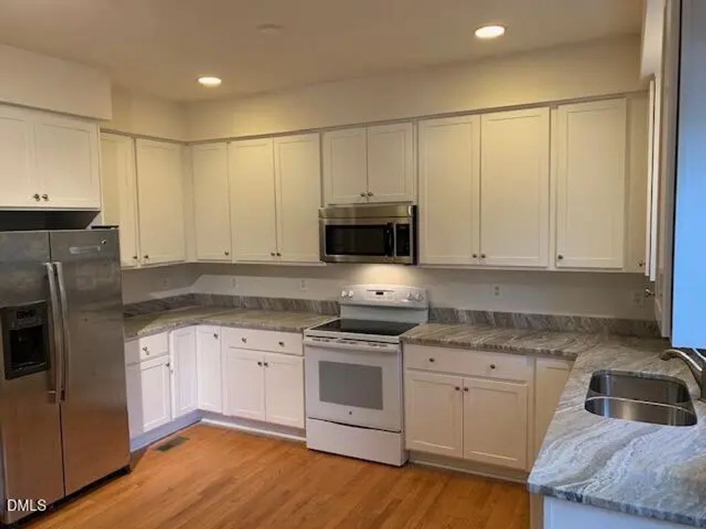 311 Columbia Place E, Chapel Hill