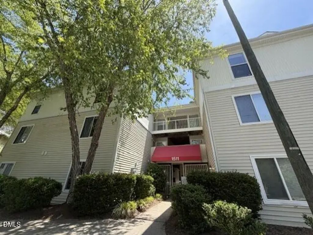 1521 Graduate Lane 304, Raleigh