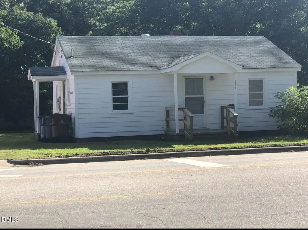 201 W Granville Street, Dunn