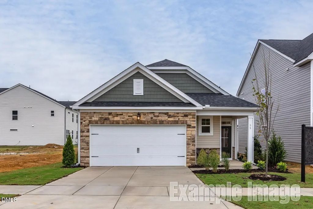 330 Gregory Village Drive, Lillington