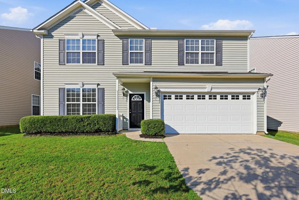 112 Jasper Point Drive, Holly Springs