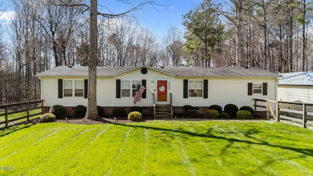 6304 Petunia Lane, Wendell