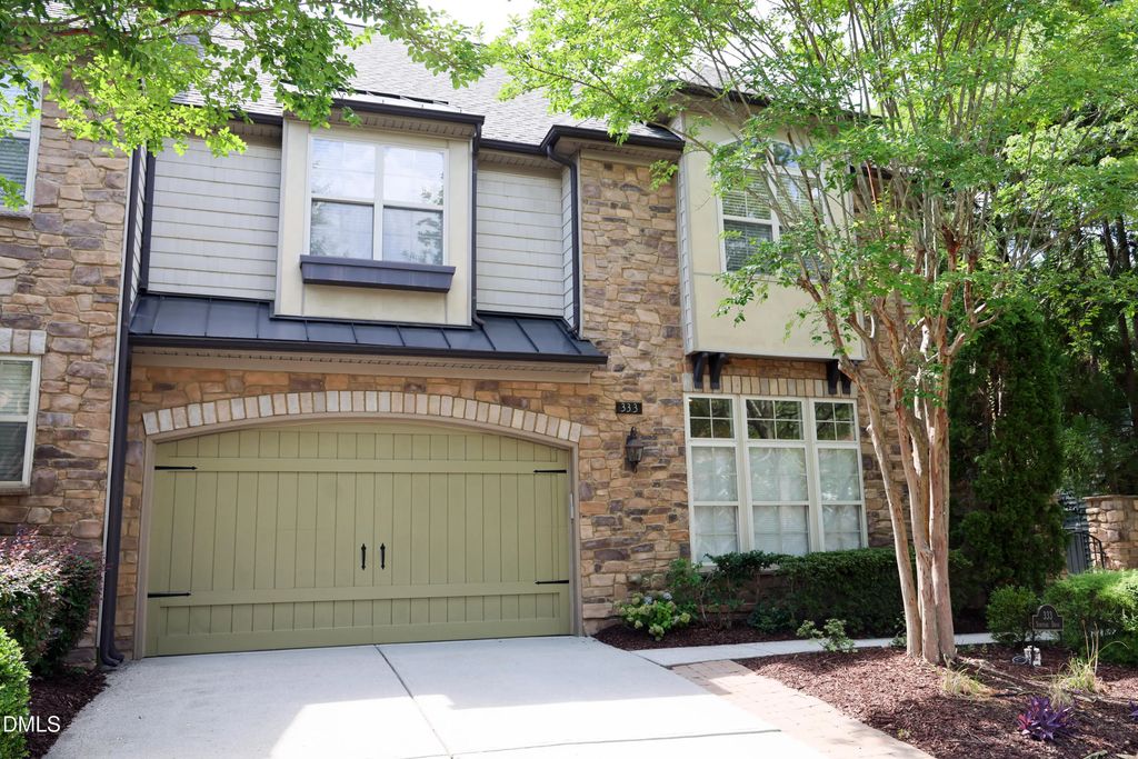 333 Sunstone Drive, Cary