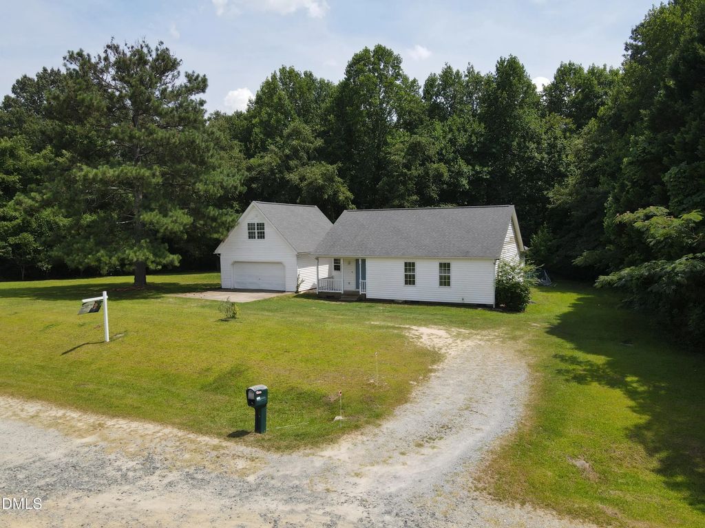 105 Bryant Drive, Smithfield