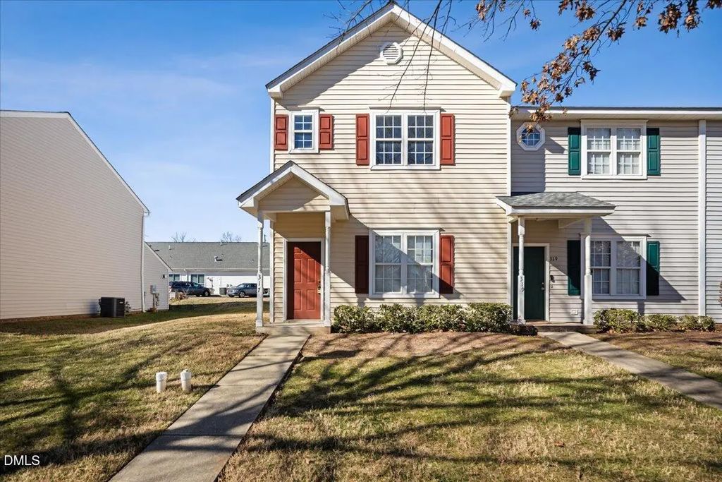 317 Commons Drive, Holly Springs