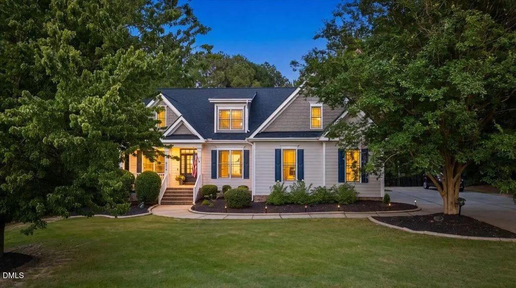 6716 Stepherly Way, Holly Springs