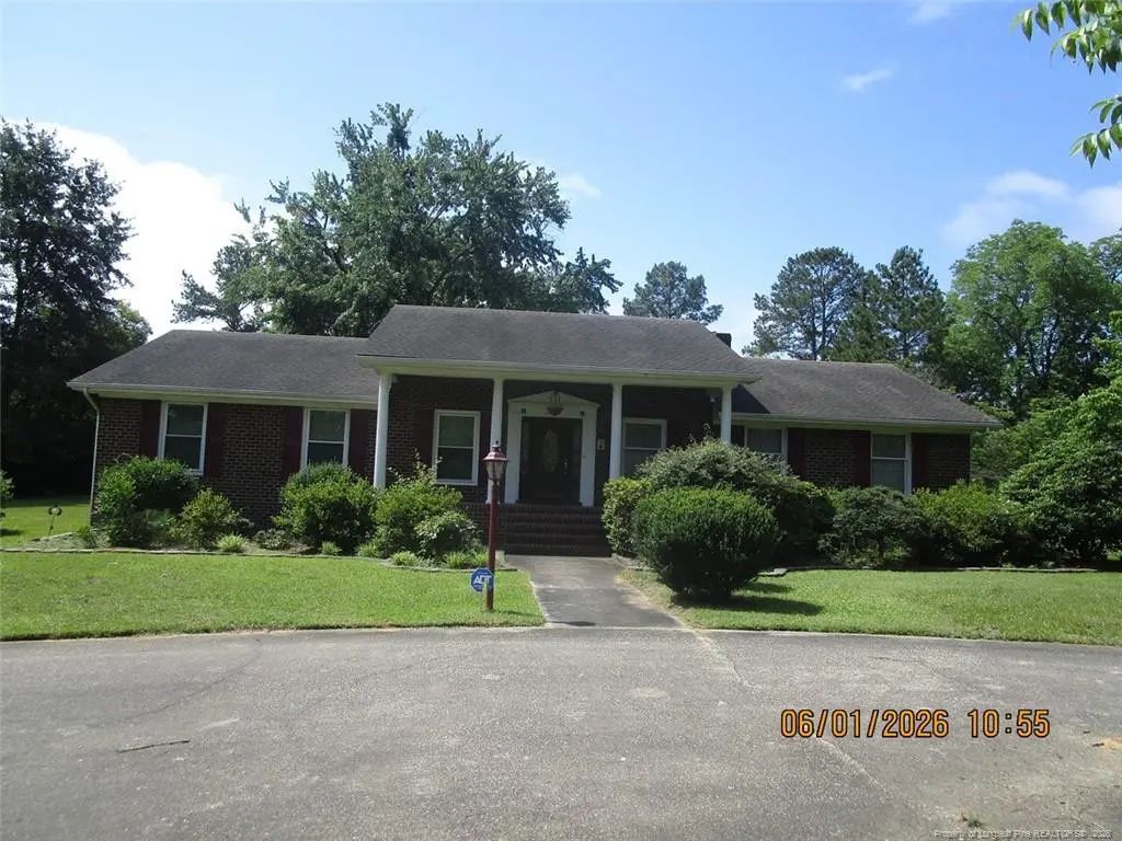 225 Harris Avenue, Raeford