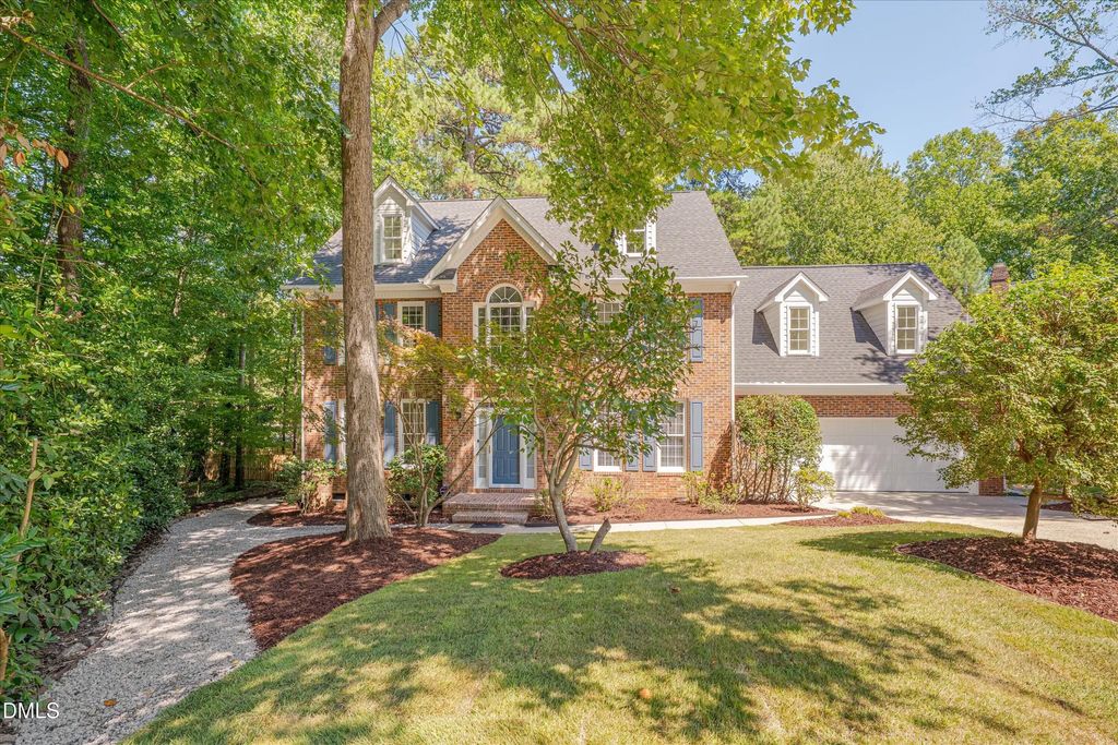 209 Connors Circle, Cary