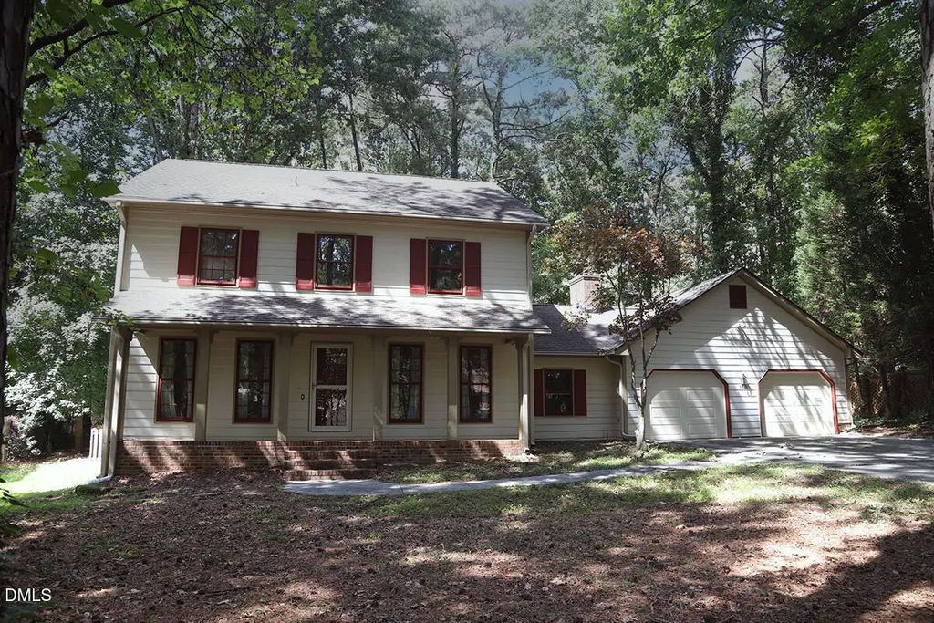 110 Overview Lane, Cary