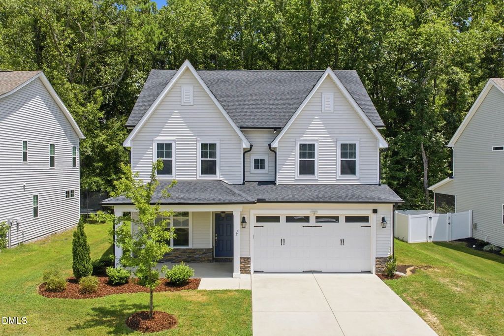 37 Meadow Vista  Lane, Angier