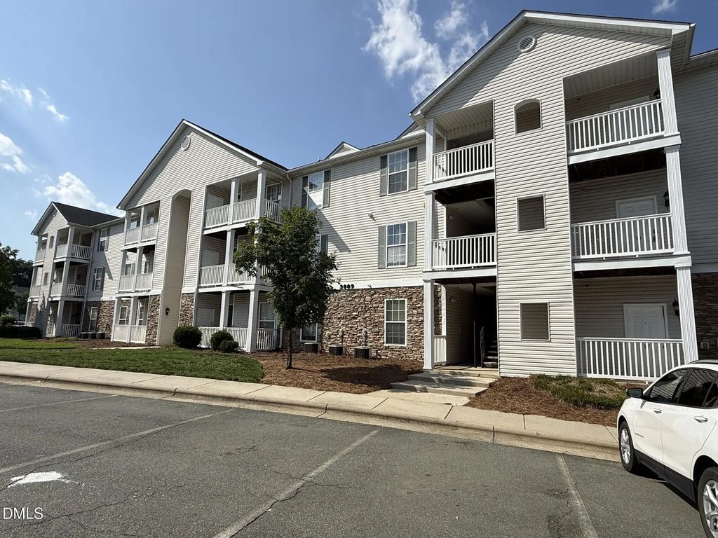3009 Winston Drive 96, Burlington