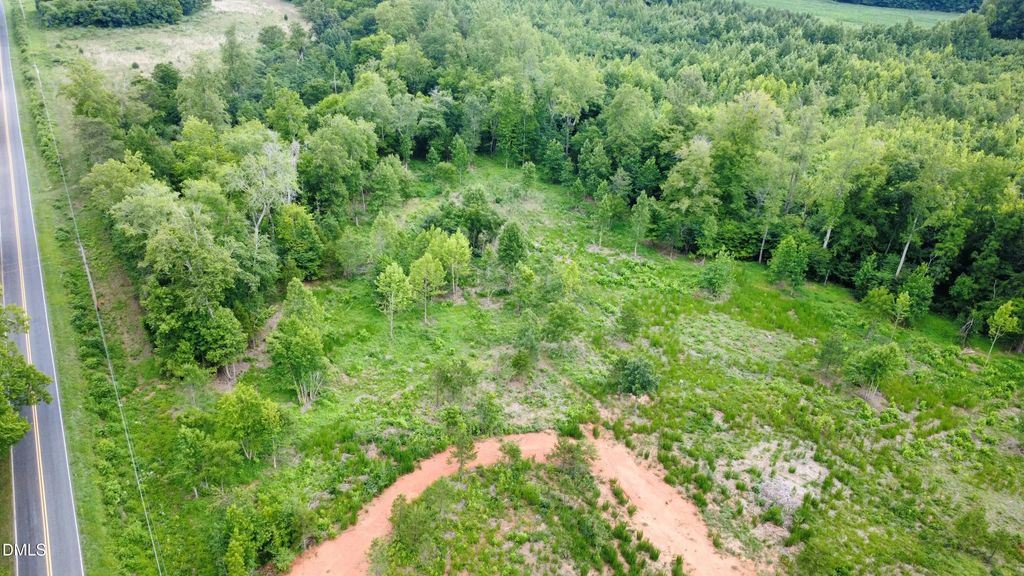 2  Gray Road, Timberlake