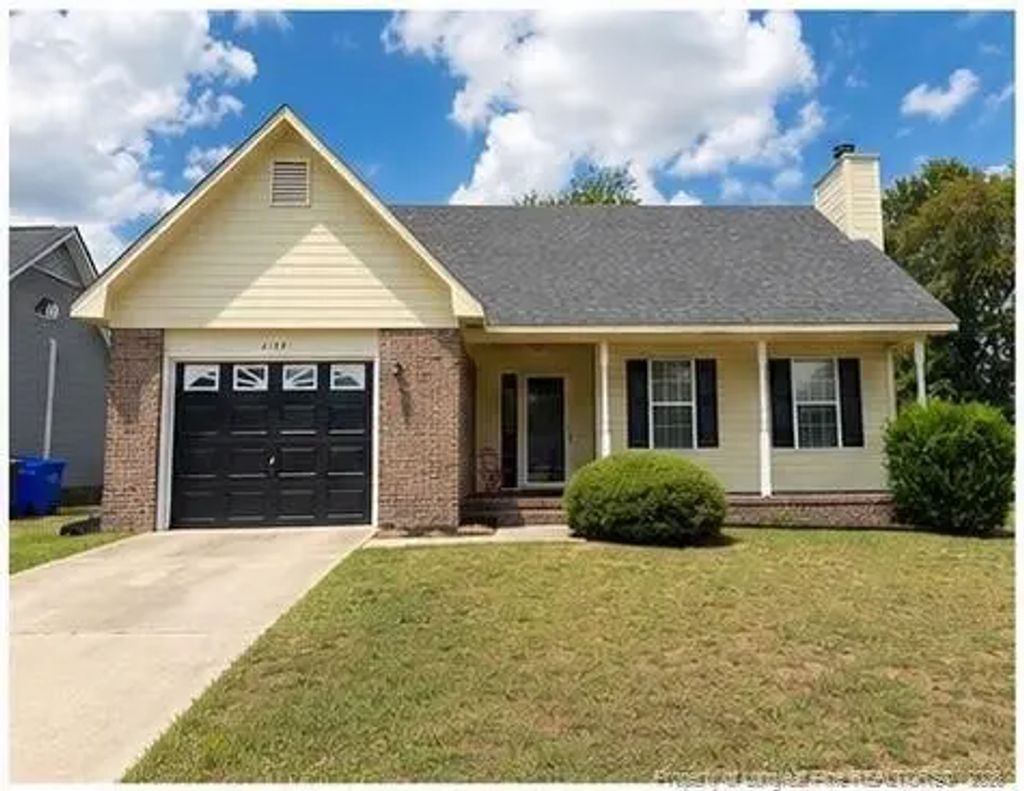 6139 Rhemish Drive, Fayetteville