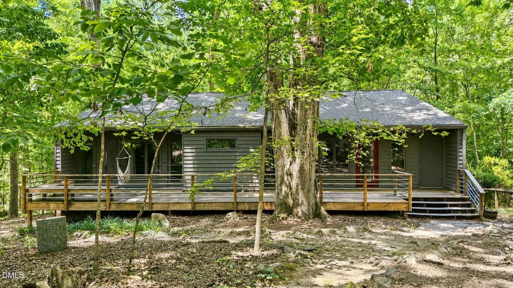 3513 Travis Court, Chapel Hill