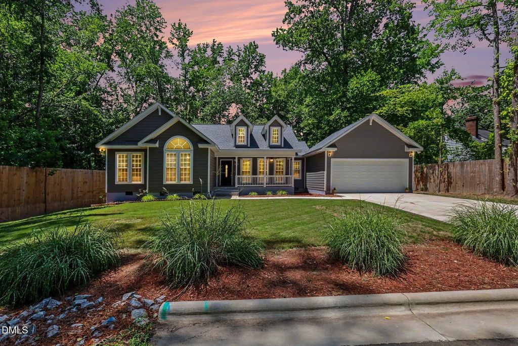 820 E Cardinal Drive, Fuquay Varina