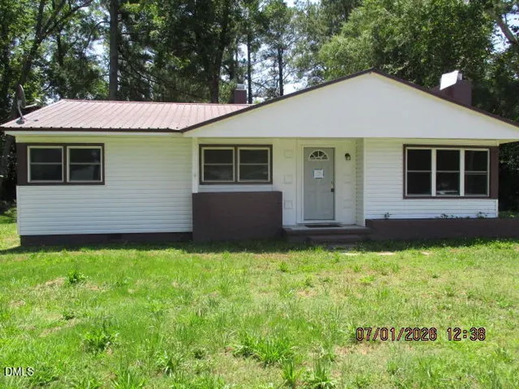 304 Clement Drive, Enfield
