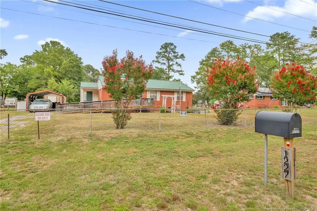 1227 Stansfield Drive, Fayetteville