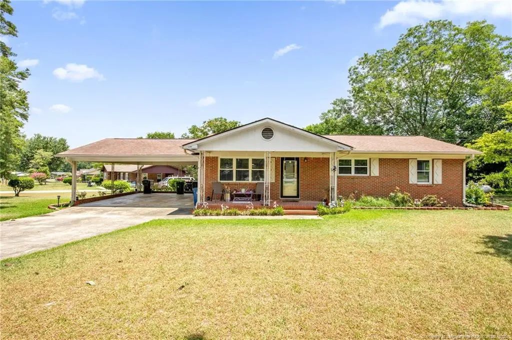 631 Pleasant Loop, Fayetteville