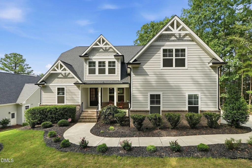 32 Old Hickory, Pittsboro