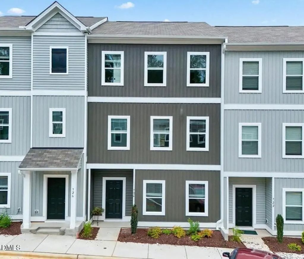 724 Orchard Vista Circle, Raleigh