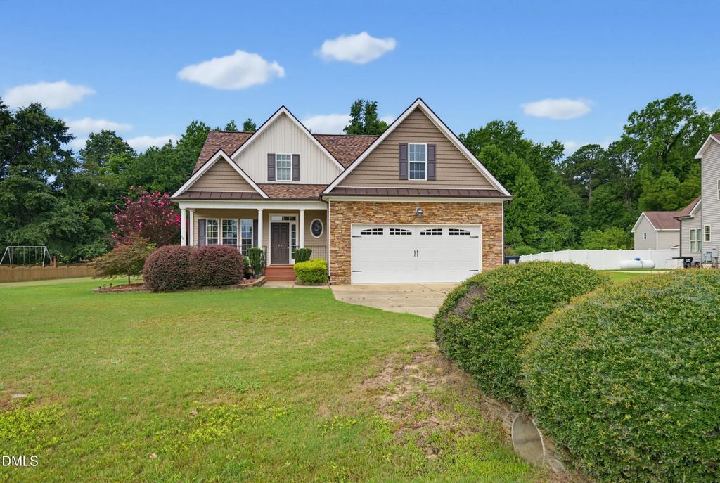 84 Elmhurst Lane, Willow Springs