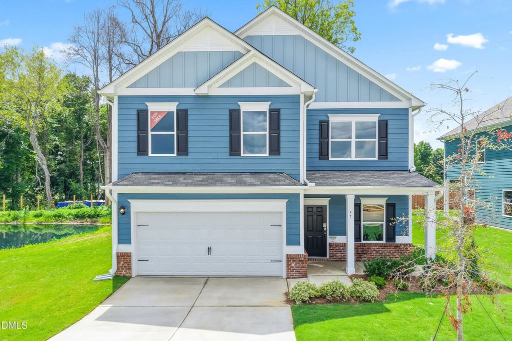 37 Chardonnay Drive, Lillington