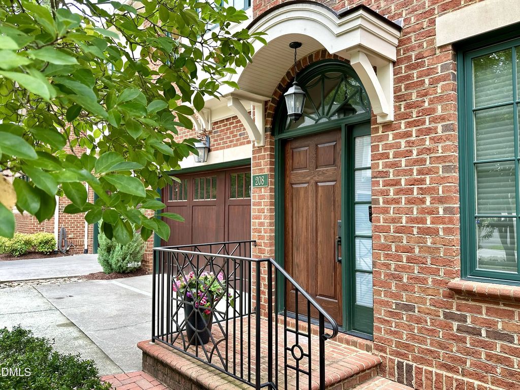 208 Old Franklin Grove Drive, Chapel Hill