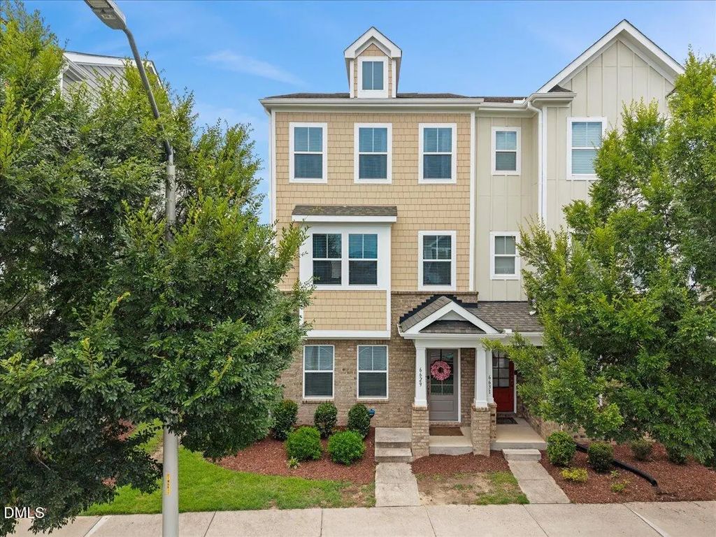 6629 Perry Creek Road, Raleigh