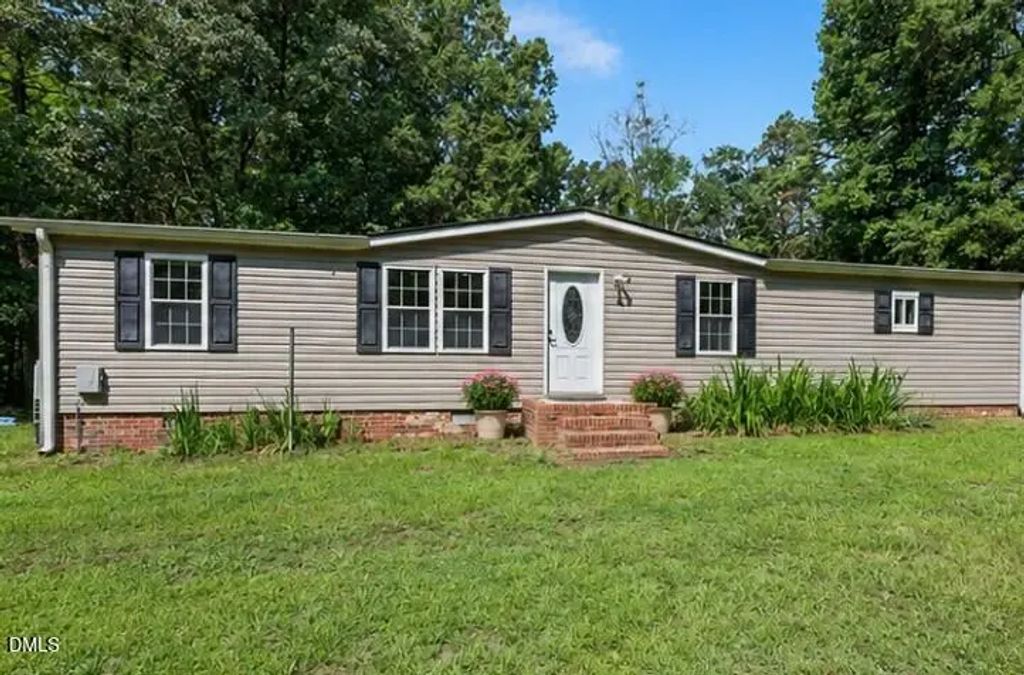 8233 Nc Highway 119 S, Mebane