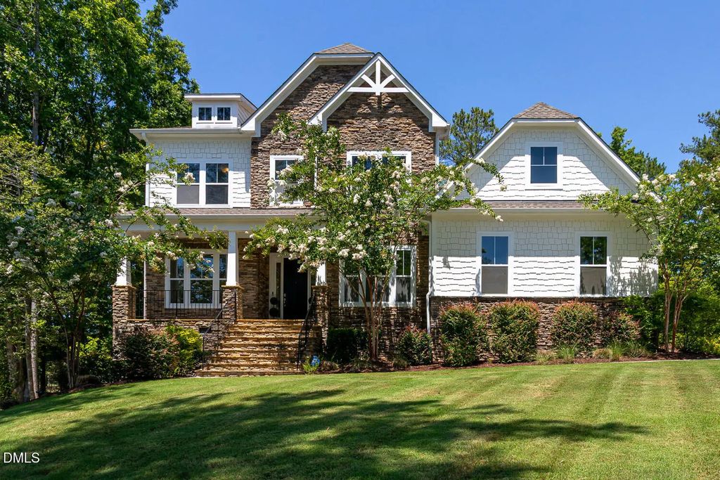 39 High Ridge Lane, Pittsboro
