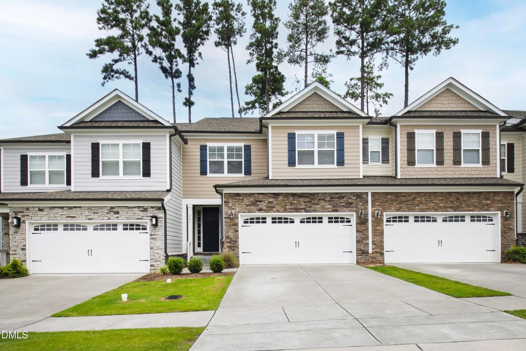 906 Haybeck Lane, Apex