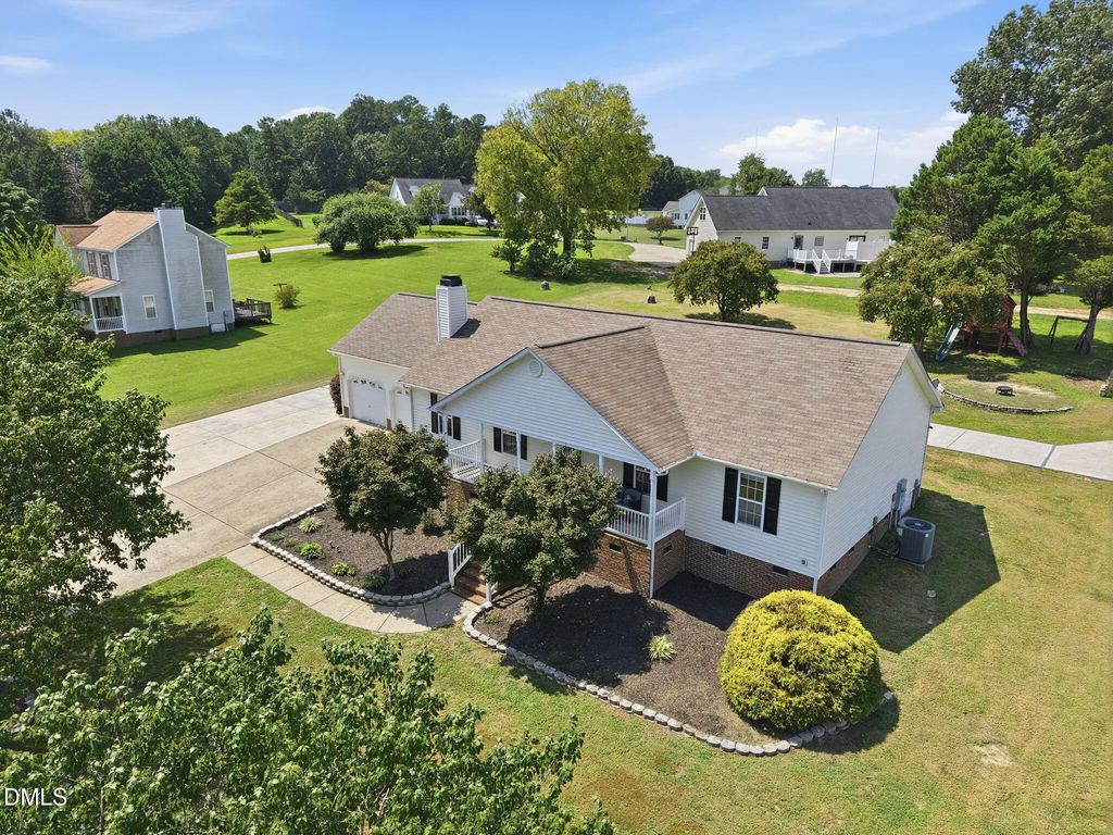 515 Bobbitt Road, Clayton