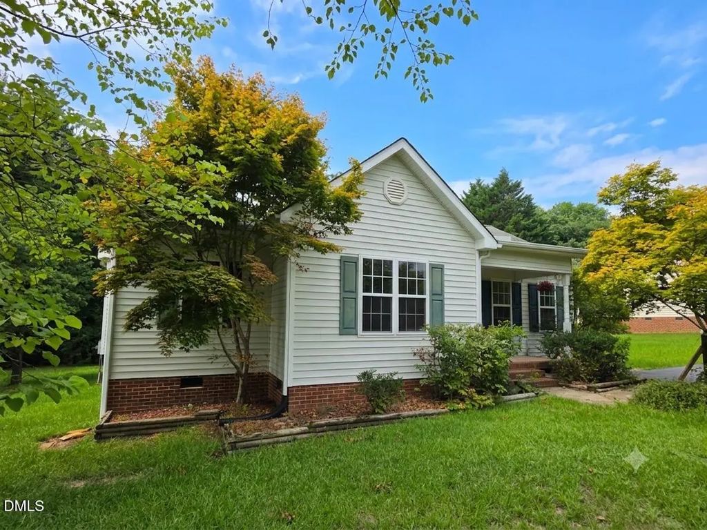 5704 Stone Crystal Drive, Fuquay Varina