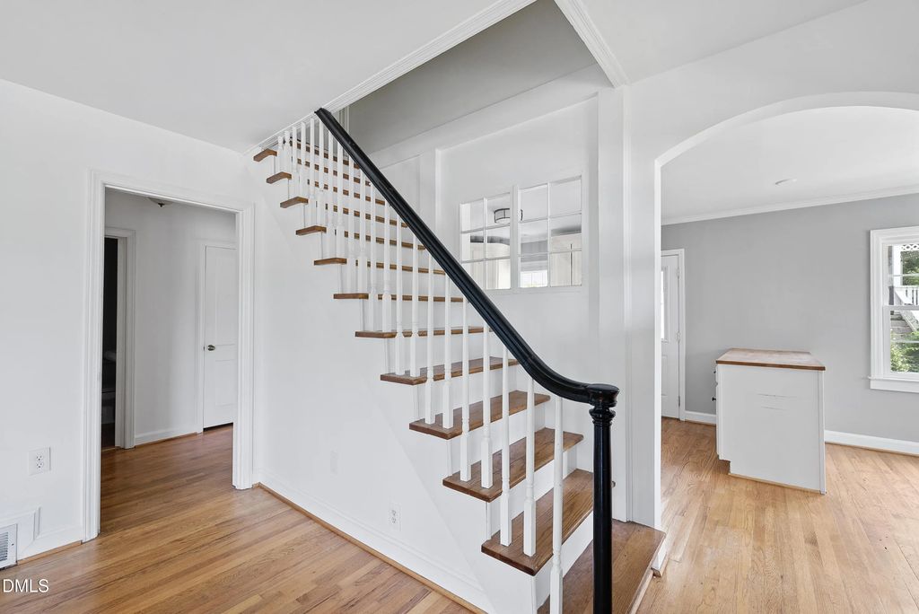 2924 Oberlin Road, Raleigh