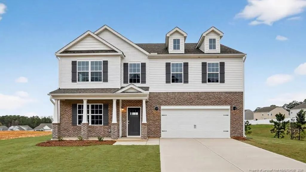 1118 Shoreline Drive, Vass