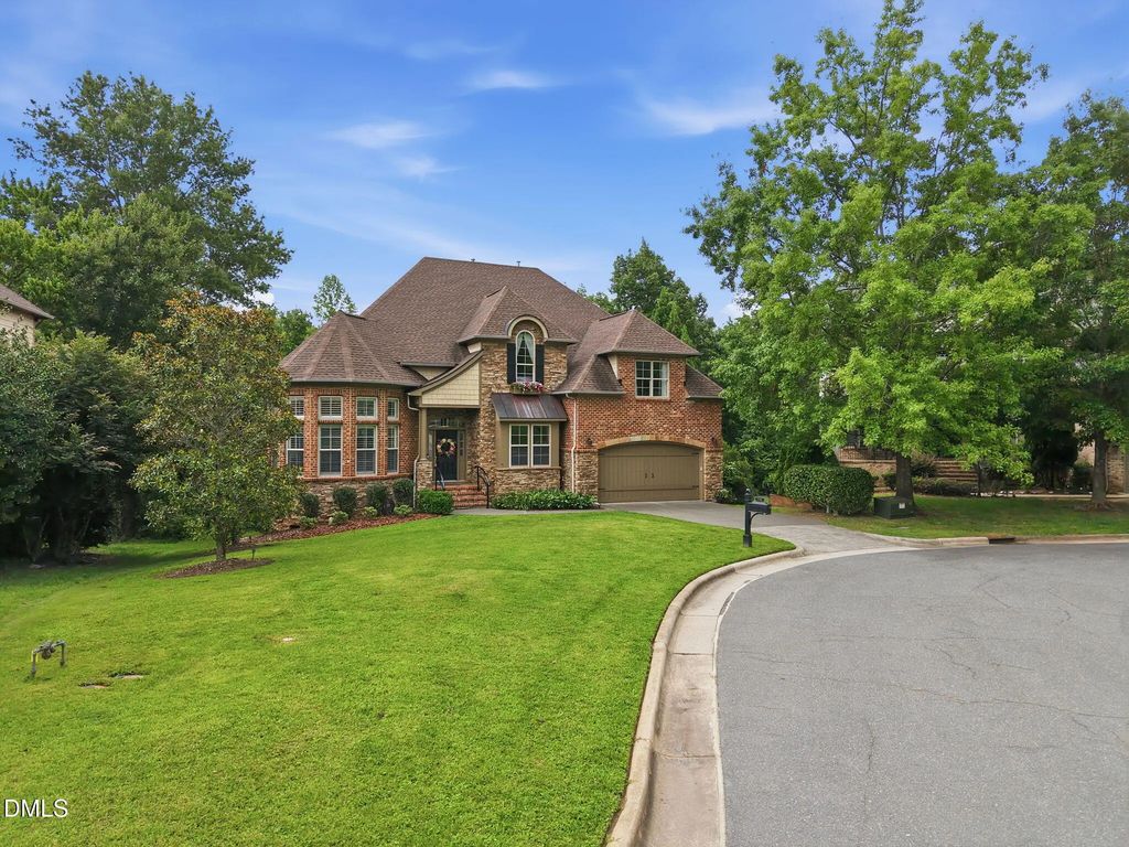 114 Castle Garden Street, Cary