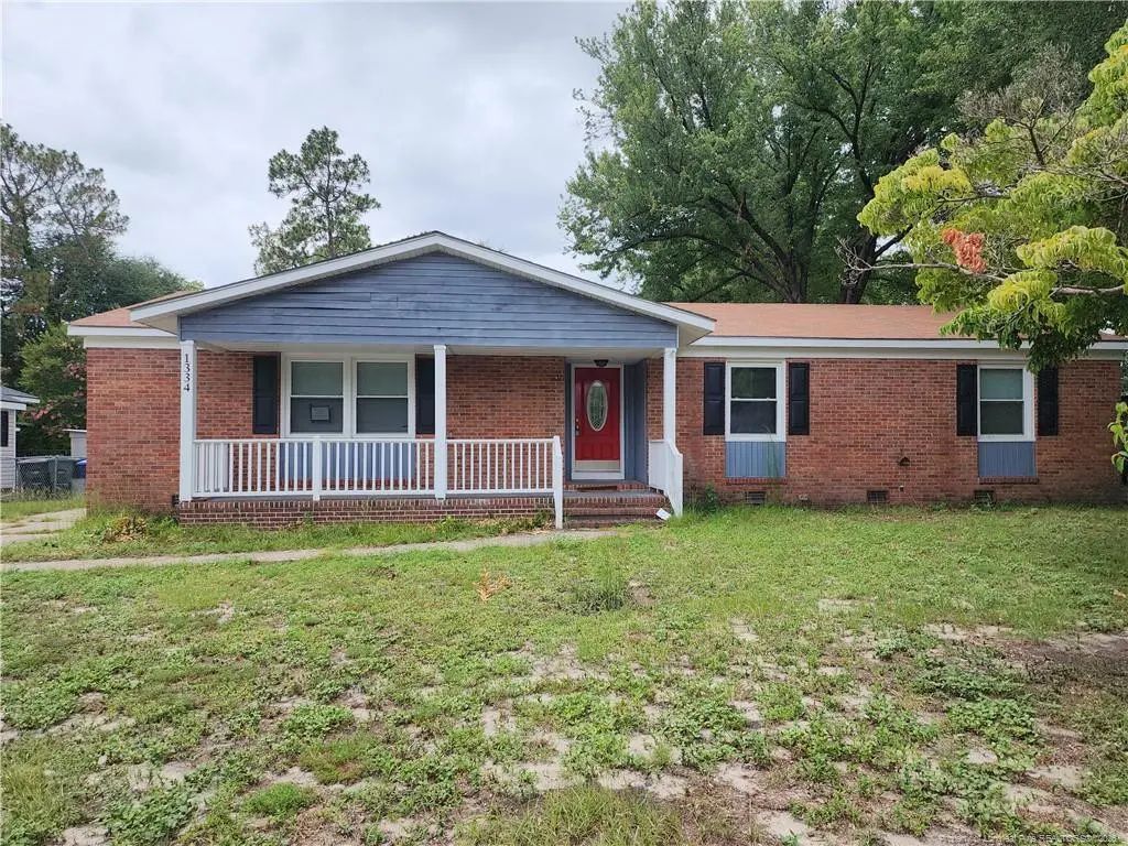 1334 Camelot Drive, Fayetteville