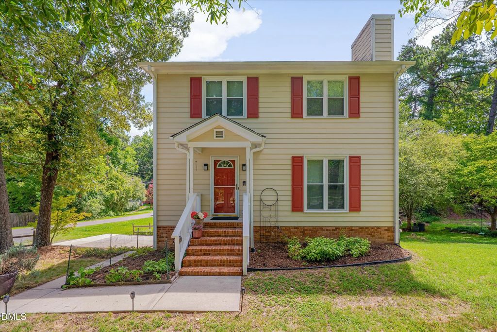 4218 Holt School Road, Durham