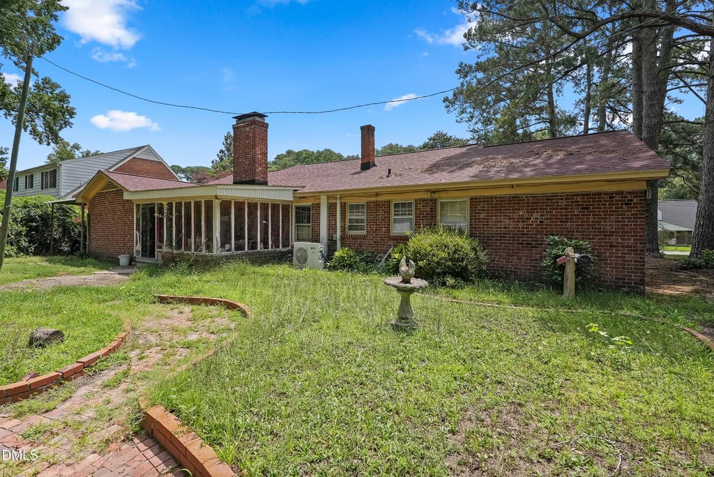 615 S Claiborne Street, Goldsboro