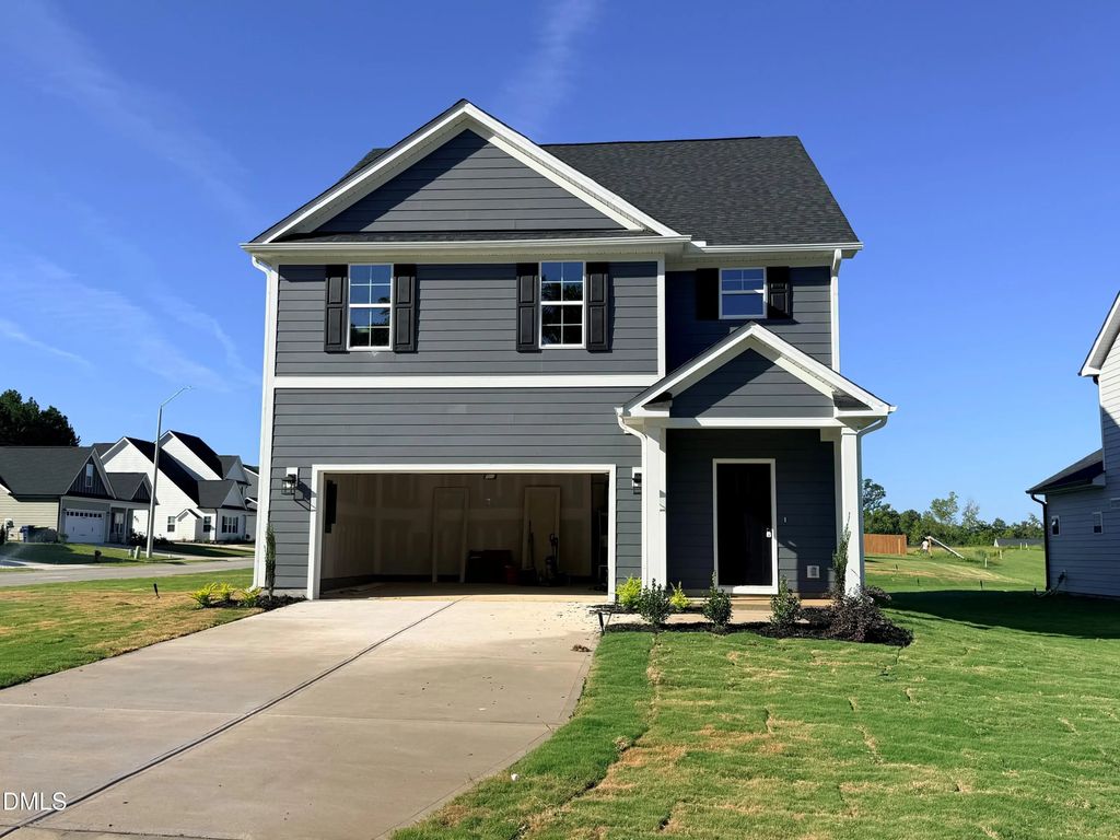 127 Grinnell Loop, Sanford