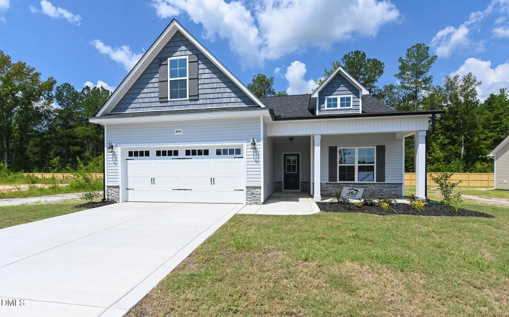 4844  Danastas  Avenue, Hope Mills