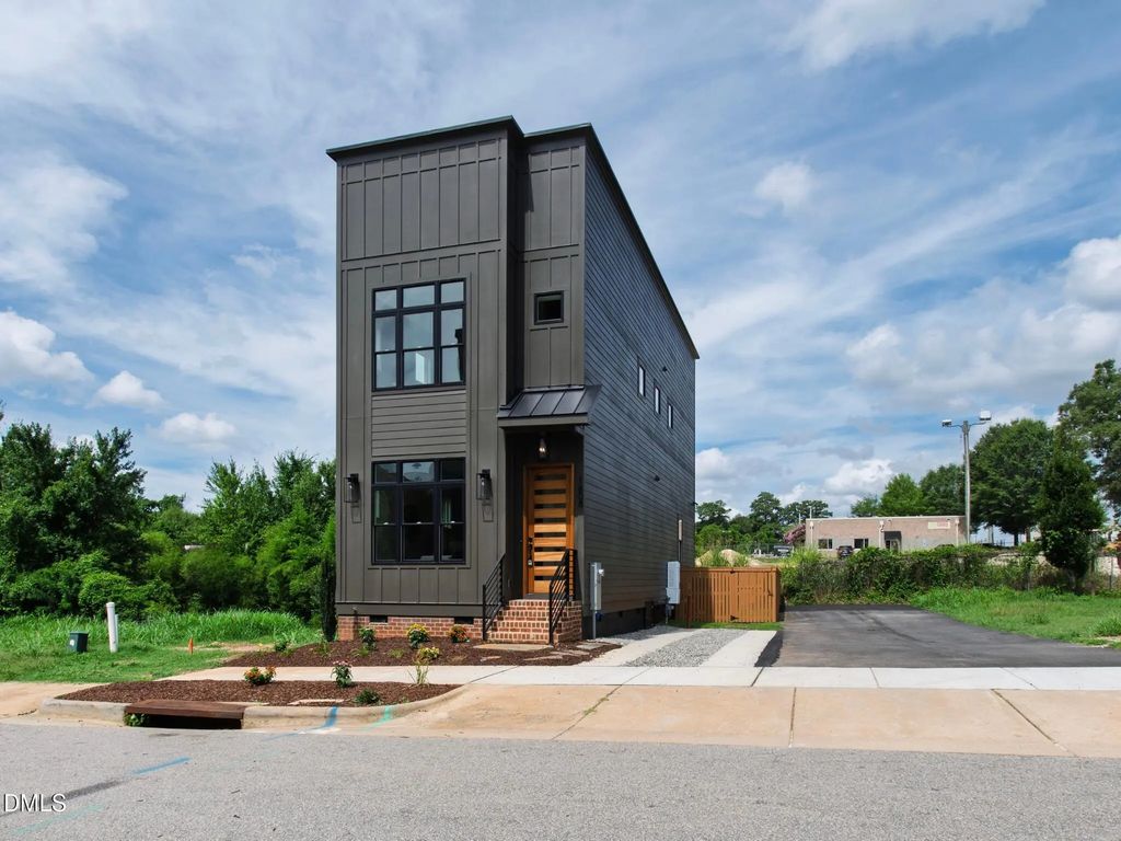 1608 Ellen Dawson Way, Raleigh