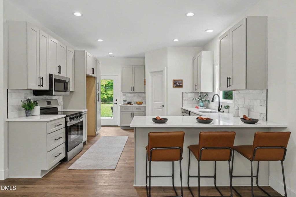 1405 Sundown Drive, Mebane